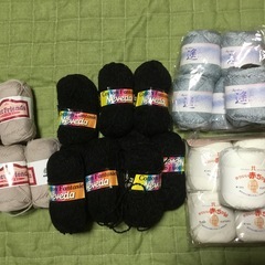 母が編物が趣味で毛糸が大量にあります！