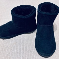 👢脱ぎ履きしやすいお手軽な21センチブーツ