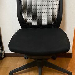 【取引中です】オカムラ ヴィスコンテチェア 全部で4脚あります（okamura Visconte ①〜④）の画像