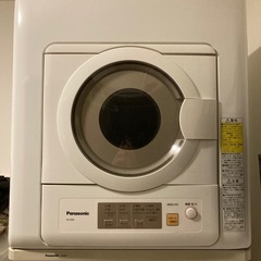 Panasonic 衣類乾燥機、専用の台・未使用フィルター付き