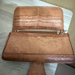 ALZUNI長財布の画像