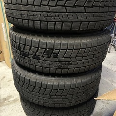 アルヴェル用スタッドレスタイヤ　225/60R17 平面座　の画像