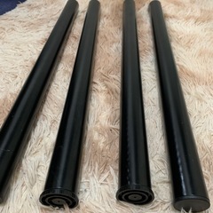 ニトリの組み立てデスクの脚4本の画像