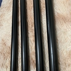 ニトリの組み立てデスクの脚4本の画像