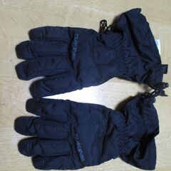 ダカイン（DAKINE）　キッズグローブ　１５センチ（４～５歳用）