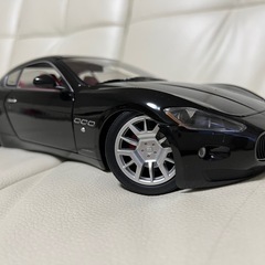 1/18 マセラティグランツーリスモ