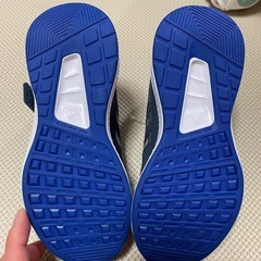 [新品★未使用]adidas  スニーカー　17cm アディダスの画像