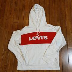 リーバイス　パーカー　レディース
