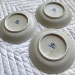 ぐるぐる模様小皿（新品）の画像