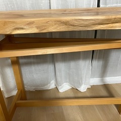 一枚板
テーブルの画像