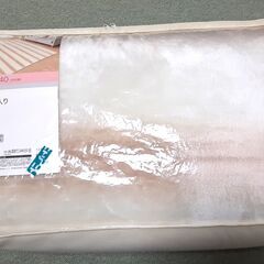 超美品　ニトリのウレタン入りラグ　