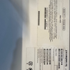 Apple M1チップ搭載、8GBメモリ、512GB SSDのMac mini。 の画像