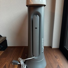 【美品☆】デロンギ マルチダイナミックヒーター ソラーレ(グレー)の画像