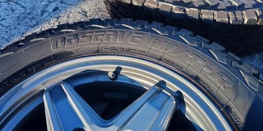 ジムニー　ホイール　レアマイスタースタッドレスタイヤ　トーヨーオブザーブW-T-R 185/85R16 バリ山
