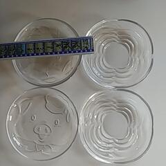 お値引きしました💕⤴️小皿&調味料入れとガラスの皿の画像