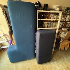 ソファー   車で引取り可能な方  2000円で！の画像