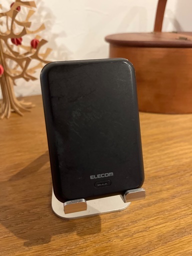 ELECOM magsafeバッテリ