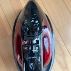 TOSHIBAスチームアイロンの画像