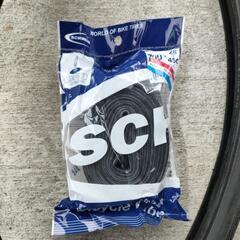 自転車のタイヤチューブセット+新品チューブ1個の画像