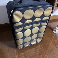 パイプ椅子
の画像
