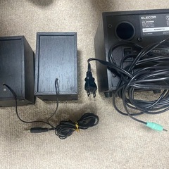 小さい木のスピーカー　ELECOMの画像