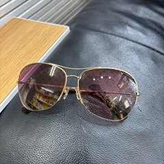 ⭕️トリーバーチのサングラス　   ¥28000で購入レンズに模...