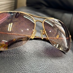 ⭕️トリーバーチのサングラス　   ¥28000で購入レンズに模様が入ってます。正規品🕶️男女兼用の画像