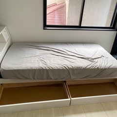 シングルベッド　フレーム(収納付き)＋マットレスの画像