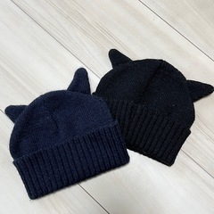 キッズ帽子2つ  