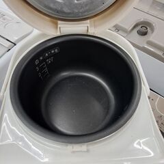 リサイクルショップどりーむ天保山店　No15792　炊飯器　Panasonic　2010年製　3合炊き　写真参照の画像