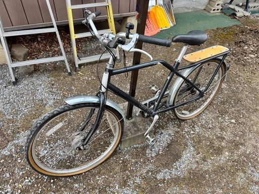 自転車\n