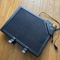 カーボンデスクヒーター（デスクにつければ簡易的なコタツにもなります）