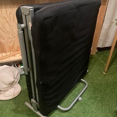 折り畳みシングルベッド