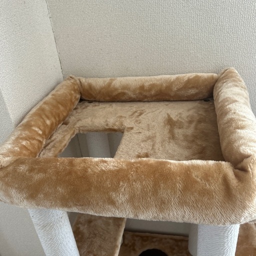 キャットタワー