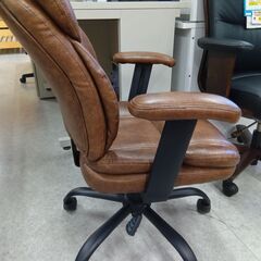 【ジ366】ミドルバックレザーチェア　ビーゴ　MNM-53の画像