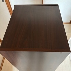 ✨ 飾り扉付き！本棚　美品！✨の画像