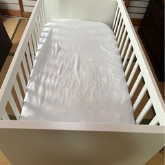 IKEAベビーベッドの画像