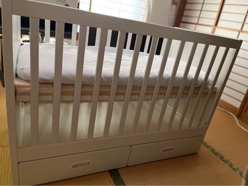 IKEAベビーベッド