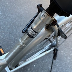 パンク　自転車　鍵付　27インチの画像