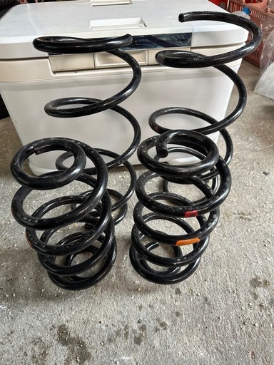 ノア80純正サス