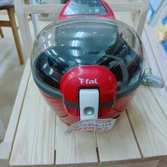 T-FAL✨ティファール☆アクティフライ☆レシピ本付き☆レッドカラー、作動確認済み【浜村鹿野温泉ICから3分 買取本舗 宮本リサイクル 営業時間9～19時 定休日水曜のみ←連絡できませんm(_ _)m】の画像