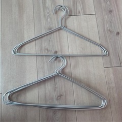 無印良品/IKEA  ステンレスハンガー　8本の画像