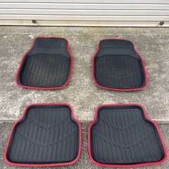 ⬛︎車内フロアマット（トレイ型汎用品4枚セット）