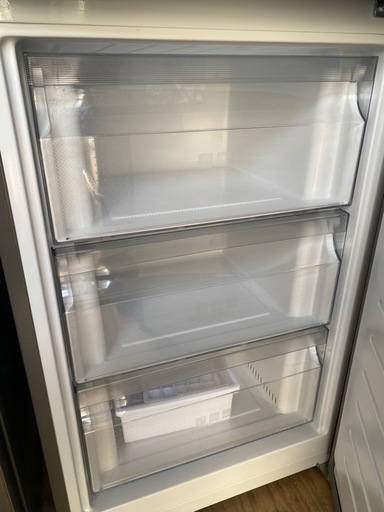 お薦め品‼️ハイアール冷蔵庫270L 2022年