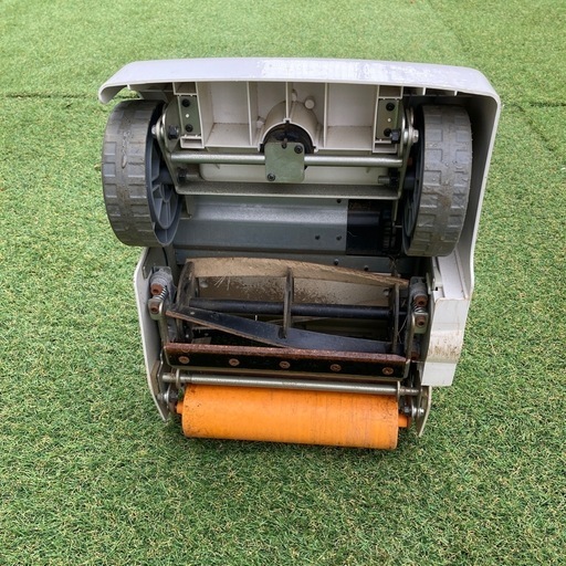 RYOBI リョービ　芝刈り機　電動　LM2310