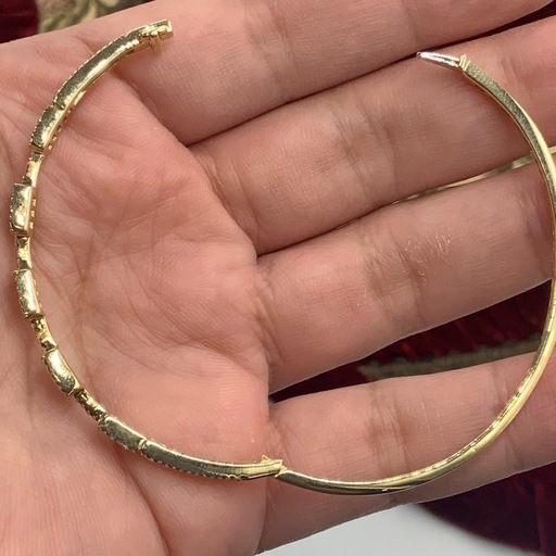 K18 ダイヤ　バングル　9.9g 1.05ct