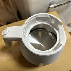 電気ケトルの画像