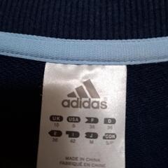 アディダス　トレーナーSの画像