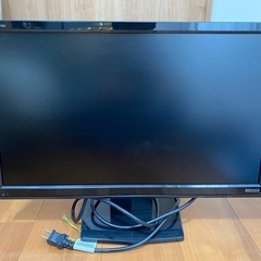 無料　ディスプレイとキーボード
　引き取り可能な方にお譲りします