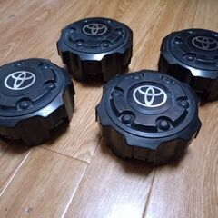 トヨタ純正ホイール用センターキャップの画像